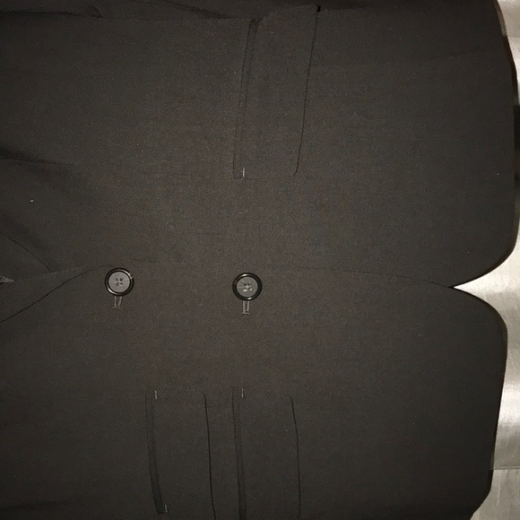 Blazer - Picture 4 of 4